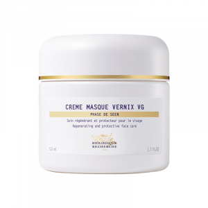 La Crème Masque Vernix VG * aide à reconditionner l'épiderme en lui offrant une " deuxième naissance ". Soin unique et iconique inspiré de la première protection de l'épiderme à la naissance, il est spécialement conçu pour regénérer et protéger la peau. S